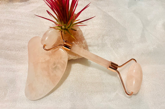 Rose Quartz Set, Face Roller and Guasha