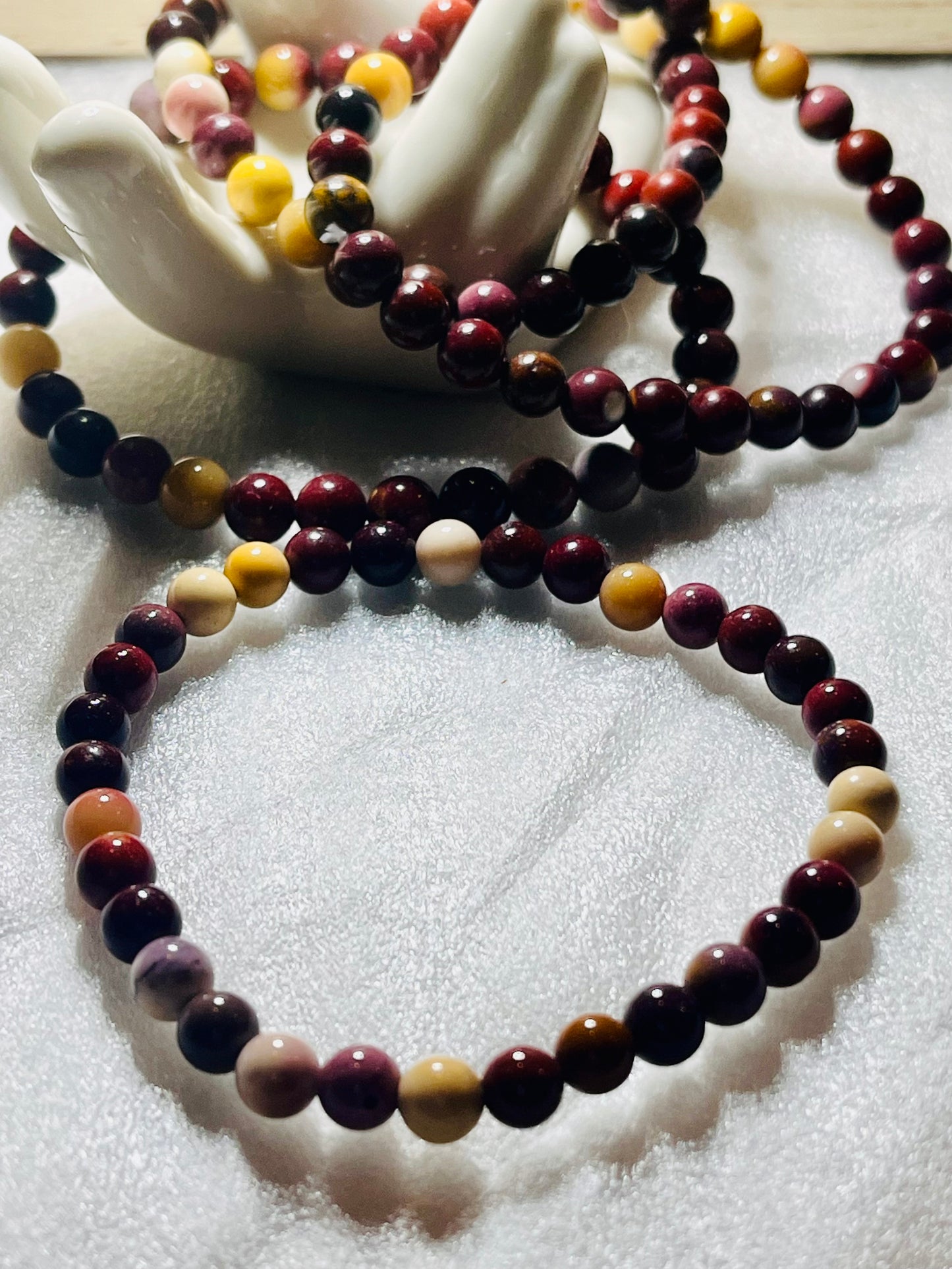 Mookaite 6mm Bracelets